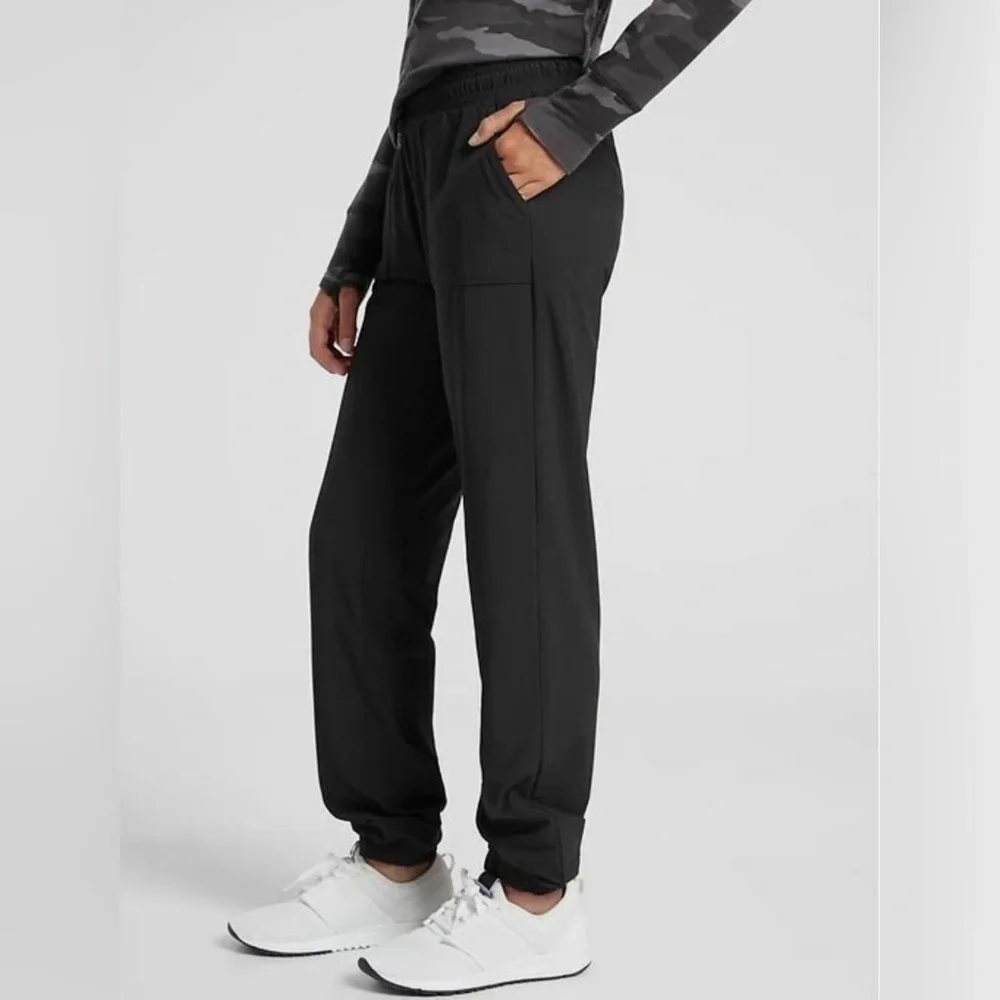 Athleta Girl Lined High Jump Jogger Navy Size Medium - Picture 10 of 10